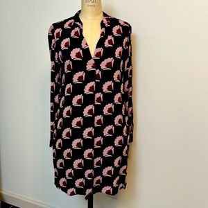 Patterned for tights and boots!